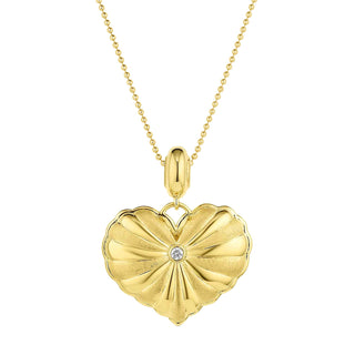 SO WAVY HEART PENDANT NECKLACE