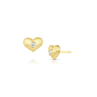 SO WAVY MINI HEART STUDS